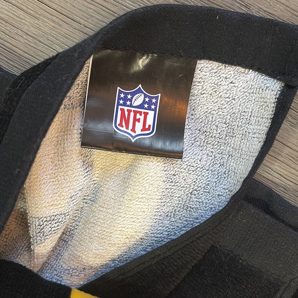 Official NFL Pittsburgh Steelers Beach Towel-30x60 - Picture 5 of 5